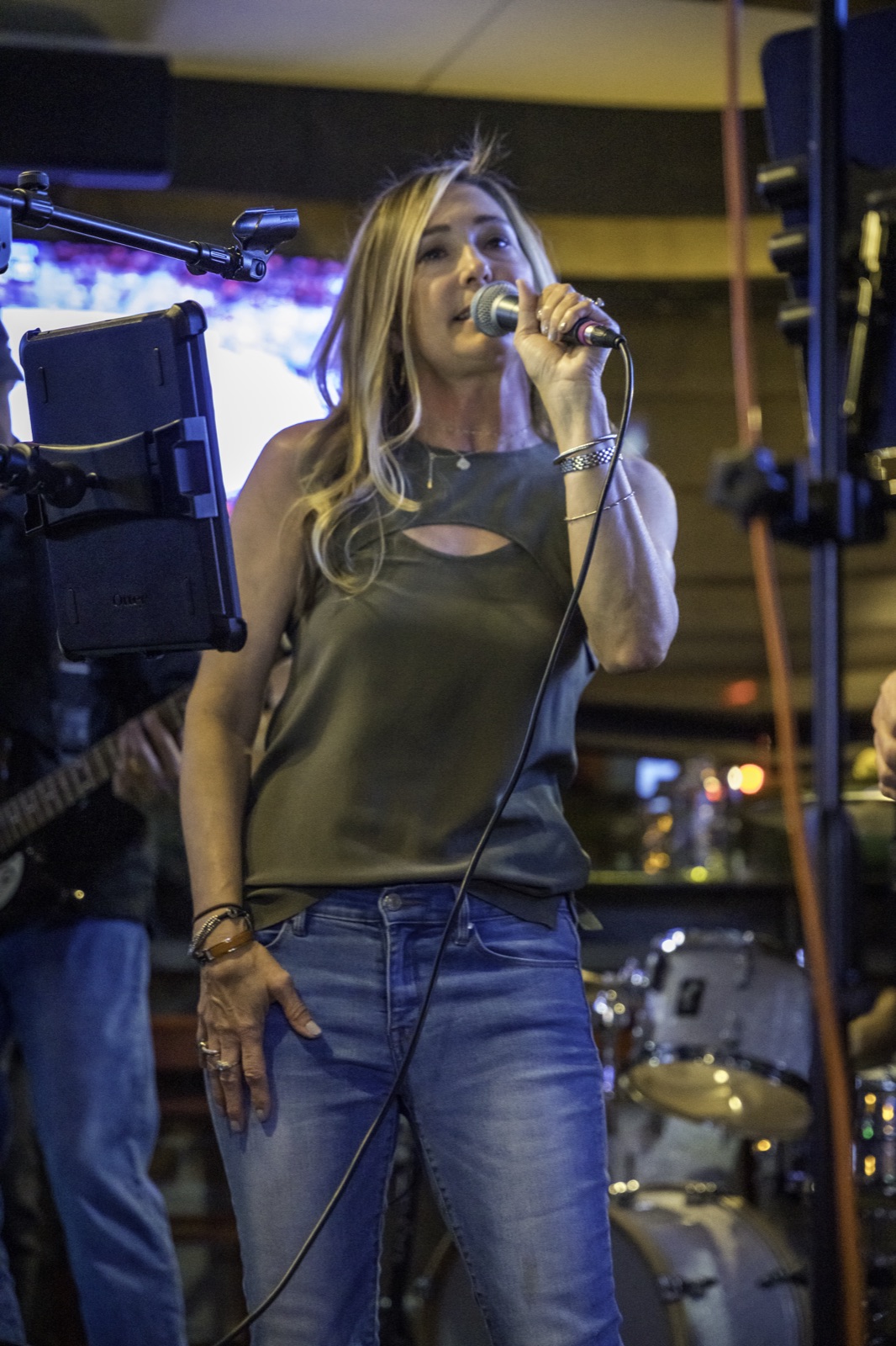 Hall Pass vocalist at the mic
